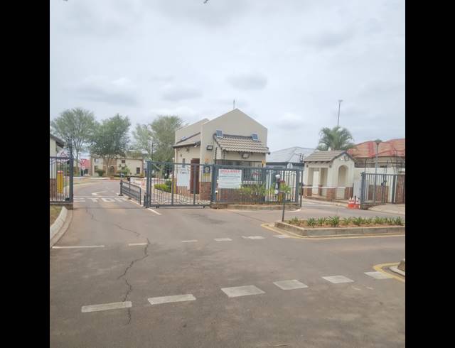 400M² VACANT LAND FOR SALE IN THE ORCHARDS